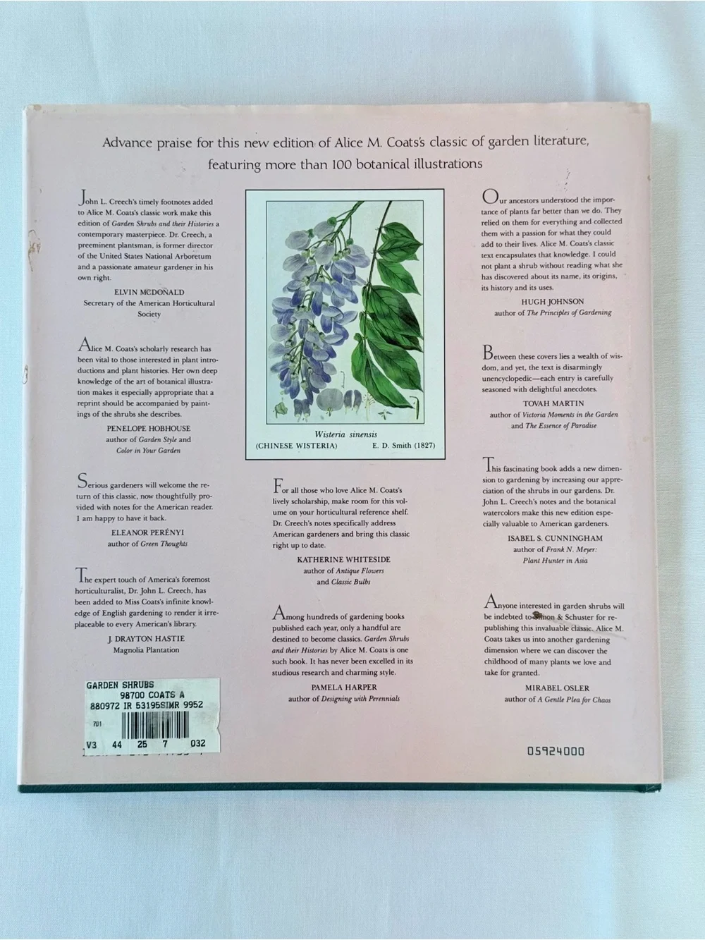 Garden Shrubs and Their Histories - Pink Hardcover by Alice M. Coats
